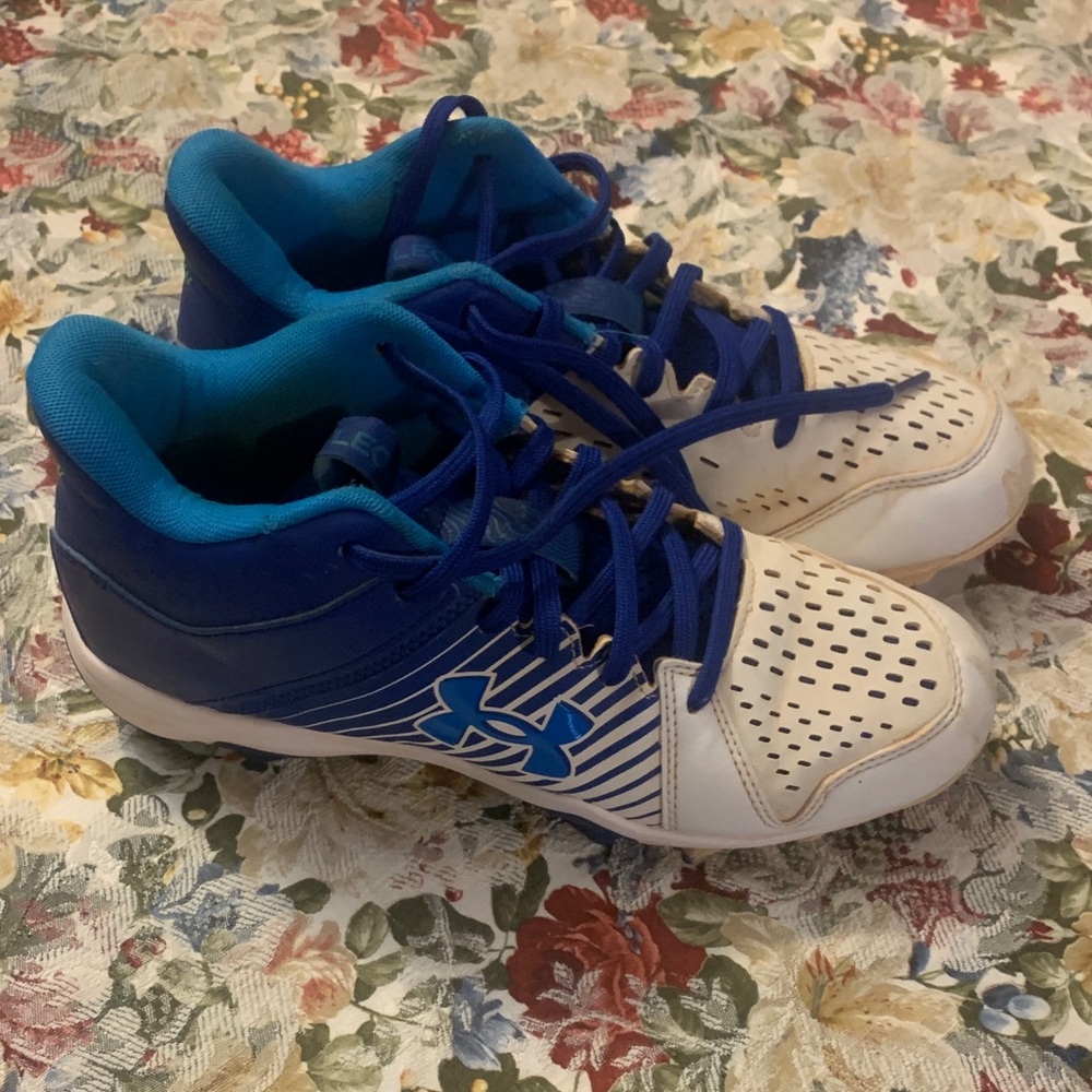 Under Armour Kids' Blue and White cleats size 7 used
